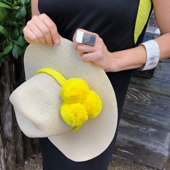 Costume Baldor Accessories - Wayuu Colombian Hat Pom Pom Braided Headband